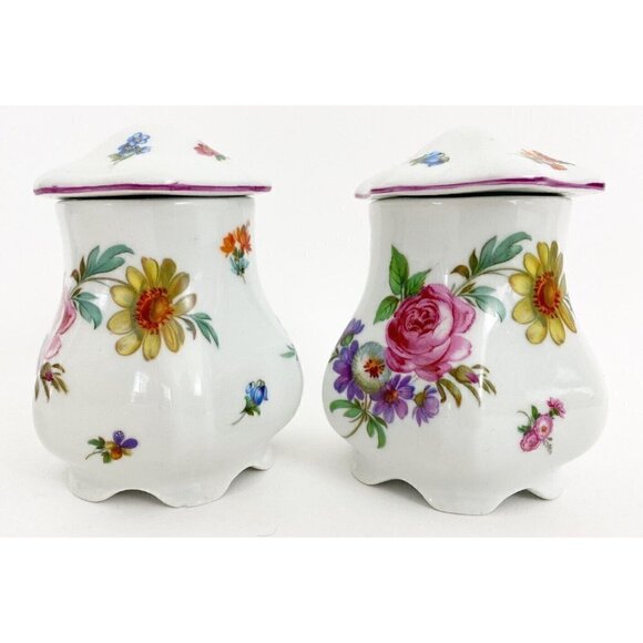 T. LIMOGE Italy Peint A La Main Dresser Vases With Lids 4” Tall Containers 2pc - Picture 5 of 12